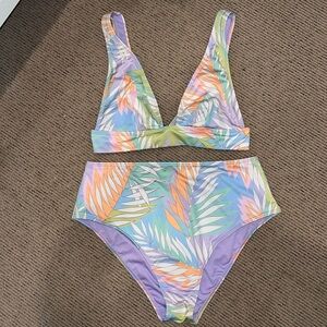 Billabong bikini BNWT